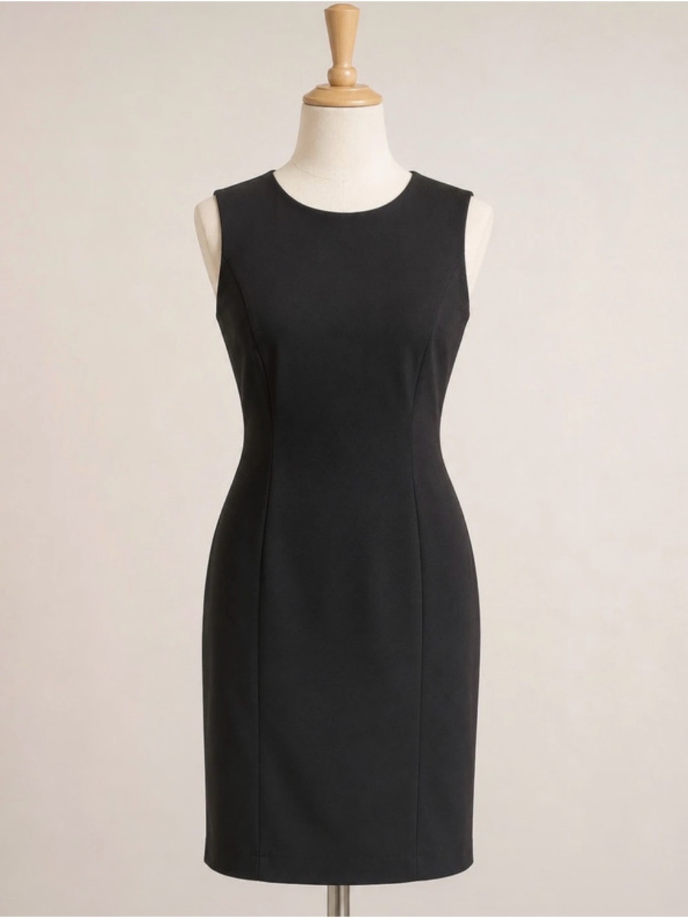 Calvin Klein Sleek Black Sleeveless Sheath Dress